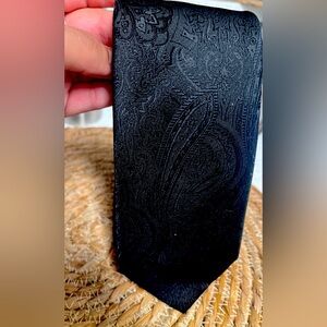 Men’s Tie